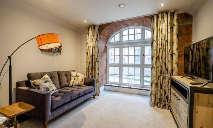 York Apartment | Cocoa Suites 11 - sleeps 2 guests in studio apartment