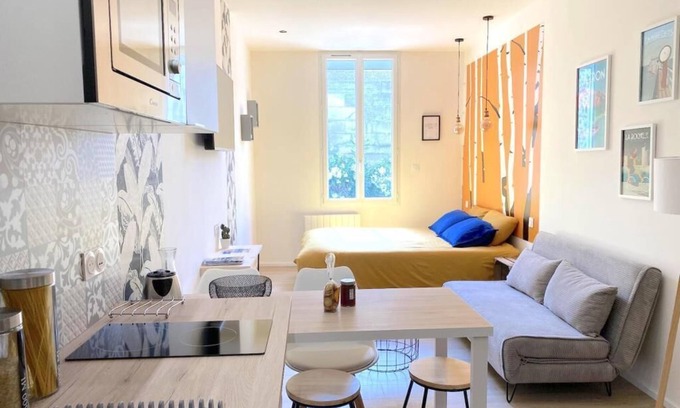 Rochefort Apartment | Cocon Moderne au Cœur de Rochefort - Studio Élégant Pour un Séjour Inoubliable