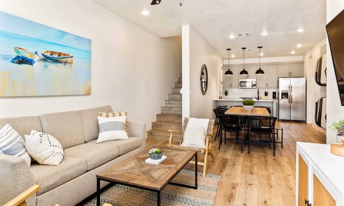 St. George Condo | Coconut Beach Bungalow #102: Desert Color Lagoon + Beaches