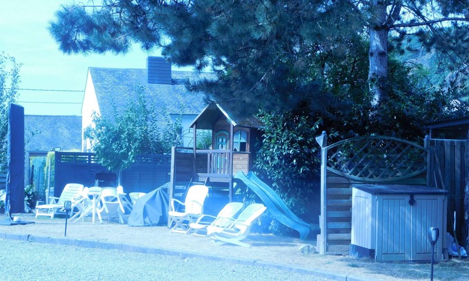 Yvoir Apartment | COCOON AND APYPICAL GITE "LE PETIT NID" WITH SWIMMING POOL AND SAUNA.
