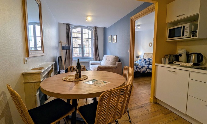 Le Puy-en-Velay Cottage | "Cocoon lumineux au cœur du Puy-en-Velay, proche de la cathédrale et des commodités"