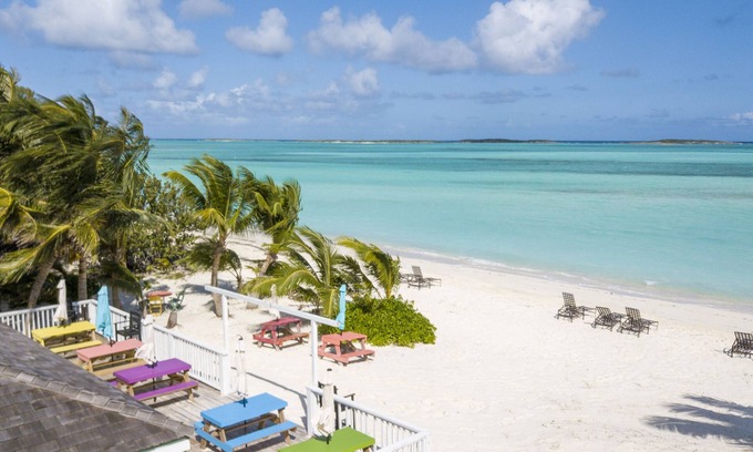 Rolleville Hotel | CocoPlum: Sandy Isle Escapes -formally Shoreline Beach Club