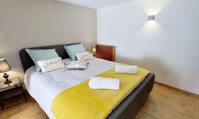 Dole Apartment | Coeur de Dole