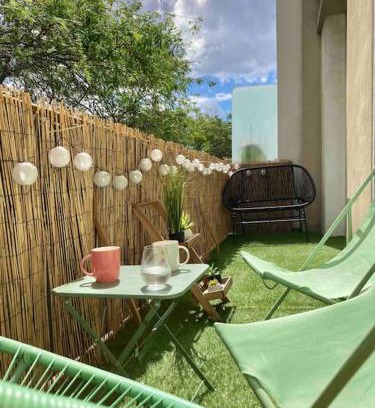 Saint-Nazaire Apartment | Coeur de ville, balcon & parking gratuit