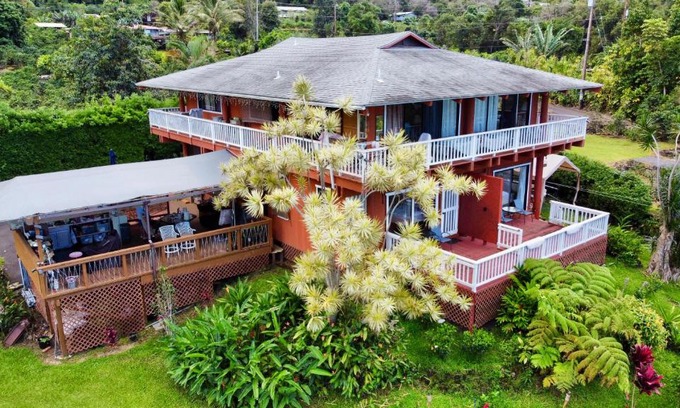 Honaunau-Napoopoo Bed & Breakfast | Coffee Garden