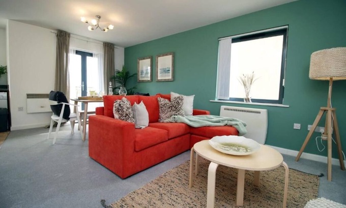 Castle Apartment | Cohost Partners Beachfront Retreat w Balcony