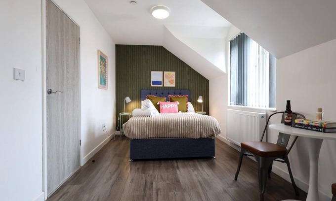 Penylan Apartment | Cohost Partners Studio Renovated 2025