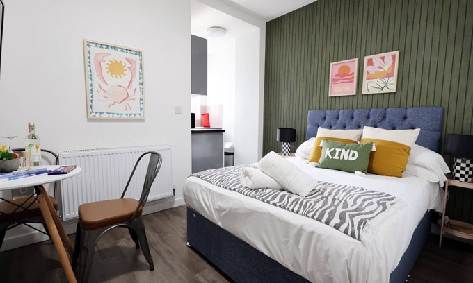 Penylan Apartment | Cohost Partners Stylish Studio Near Cardiff Bay