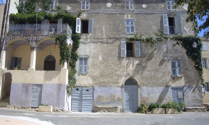 Montegrosso Apartment | Coin de Paradis Corse Dans un Village Typique