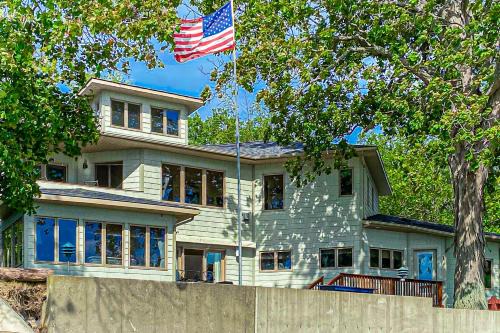 Malletts Bay House | Colchester Escape