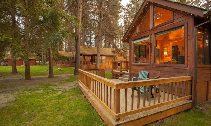 Camp Sherman Resort | Cold Springs Resort