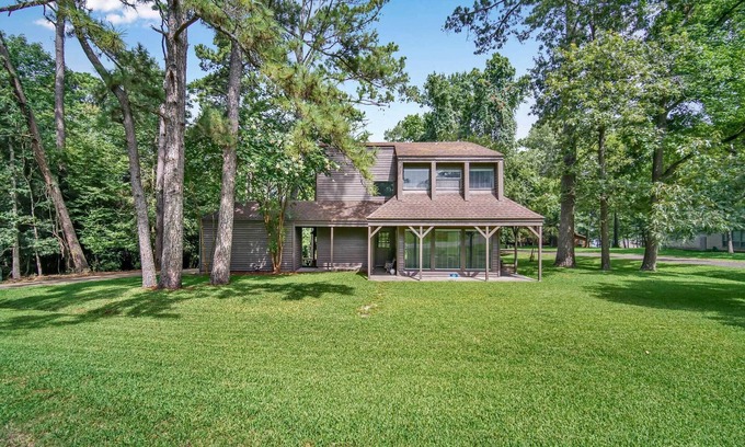 Cape Royale Cottage | Coldspring Cottage < 1 Mi to Lake Livingston!