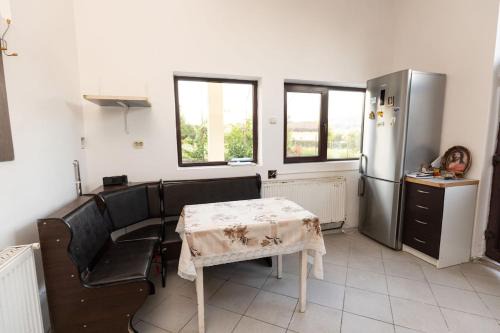 Voinesti House | Colina Mărului