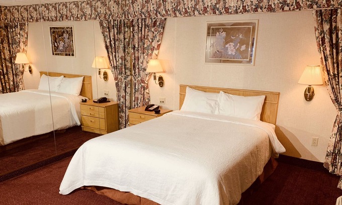 East Meadow Hotel | Coliseum Inn & Suites - Garden City Long Island