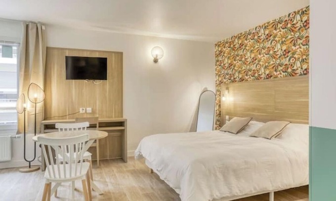 Annemasse Apartment | Colivi Studio Superior 30m2 Annemasse Station
