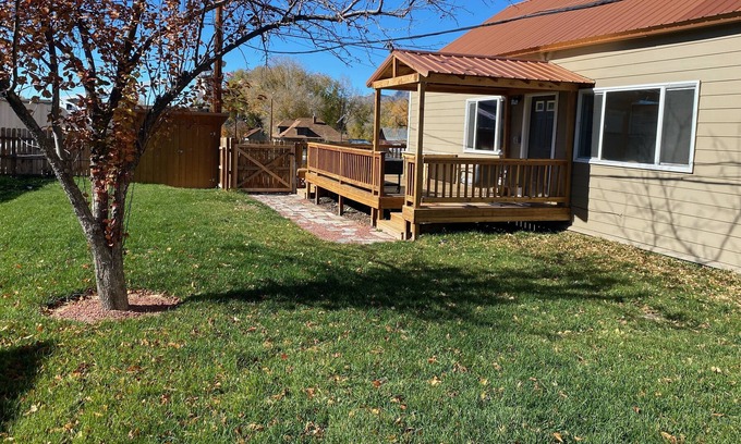 Collbran House | Collbran Guest House
