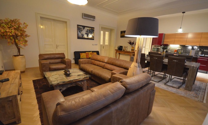 Josefov Apartment | Collection Kozi - Just next to the Old Town Square - Grand Luxury Apartments