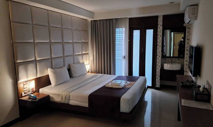 Ladprao Hotel | Collection O The Bangkok Cha Cha Suite
