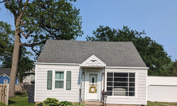 Rensselaer House | College Avenue