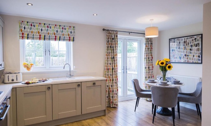 Bedale House | College Court
