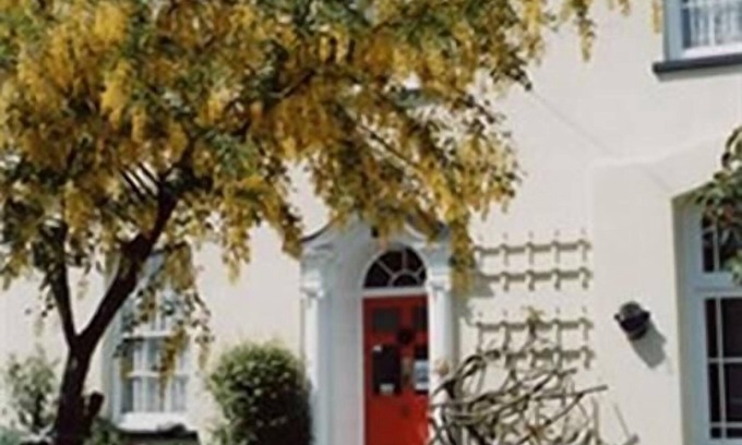 Haverfordwest House | College Guest House