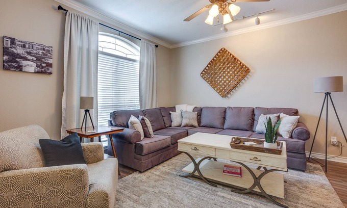 Wellborn Condo | College Station Retreat Near Texas A & M!