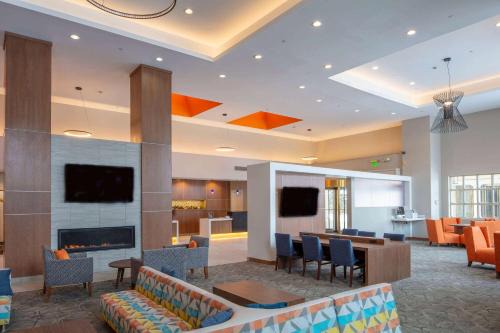 Downtown Syracuse Hotel | Collegian Hotel & Suites, Trademark Collection by Wyndham