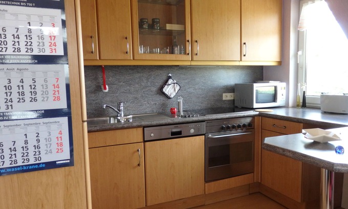 Nagelsbaum Apartment | Cologne - local area - up to 5 pers. - 45 min. by public transport to Cologne trade fair center/central station