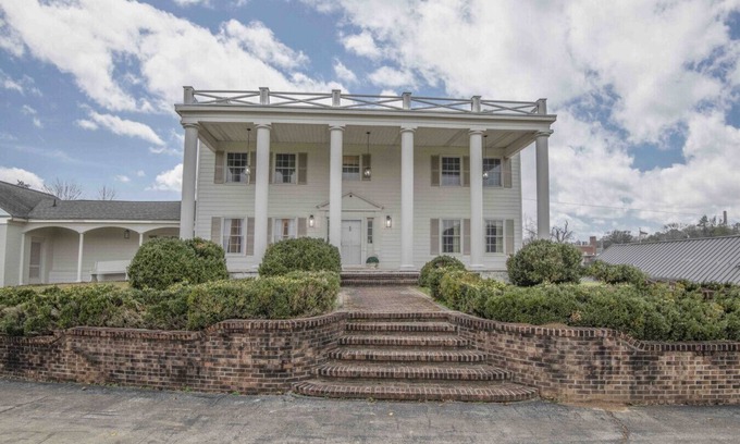 Kingston House | Colonial 511, Kingston, TN
