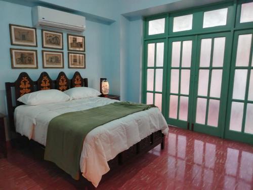 Zona Colonial Apartment | Colonial City 3 br 3 bath apartment, huge Balcony and great view