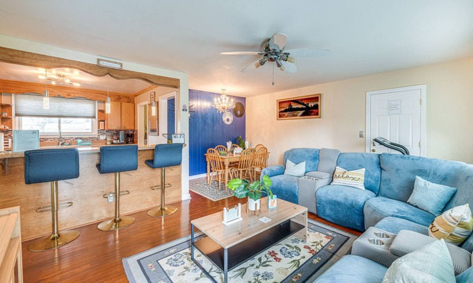 Colonial Heights House | Colonial Heights Home w/Large Yard & BBQ Grill!