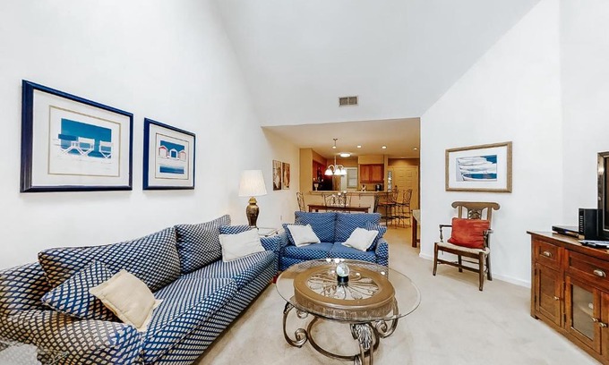 Shipyard Plantation Apartment | Colonnade Club 152