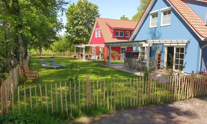 Conneforde House | ~ Color magic blue in Conneforde ~ with large terrace, garden, sauna d