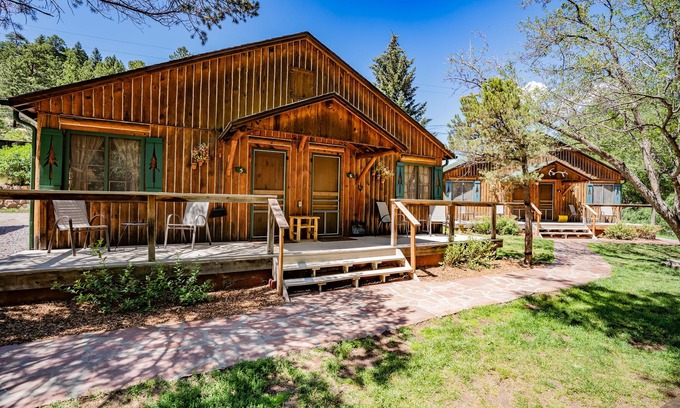 Evergreen Cabin | Colorado Bear Creek Cabin 5