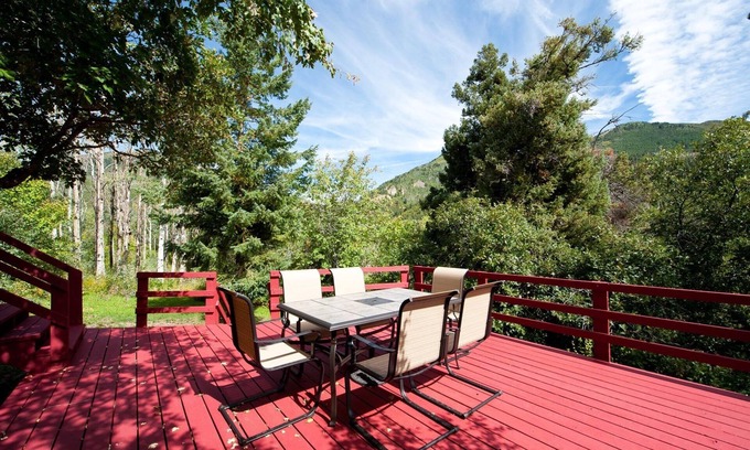Durango House | Colorado Cabin on Acreage - Great Views - River Nearby - Pool Table