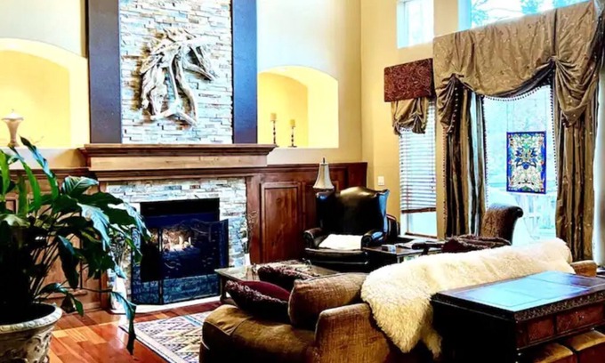 Columbine Valley House | Colorado Home Away from Home.