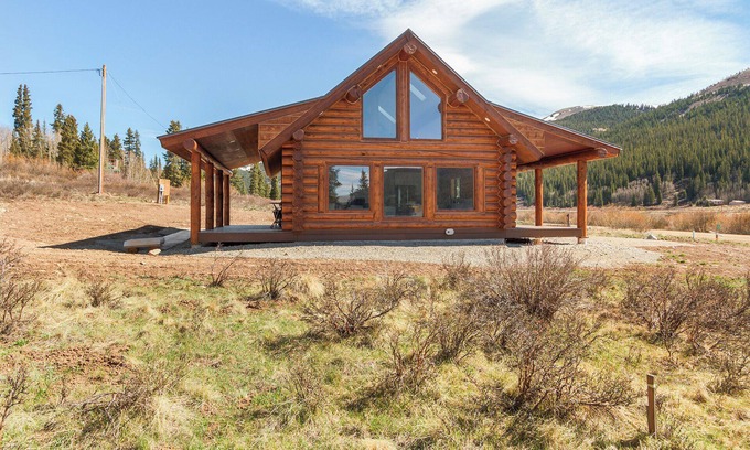 Alma Cabin | Colorado Log Cabin Near Breckenridge & Fairplay