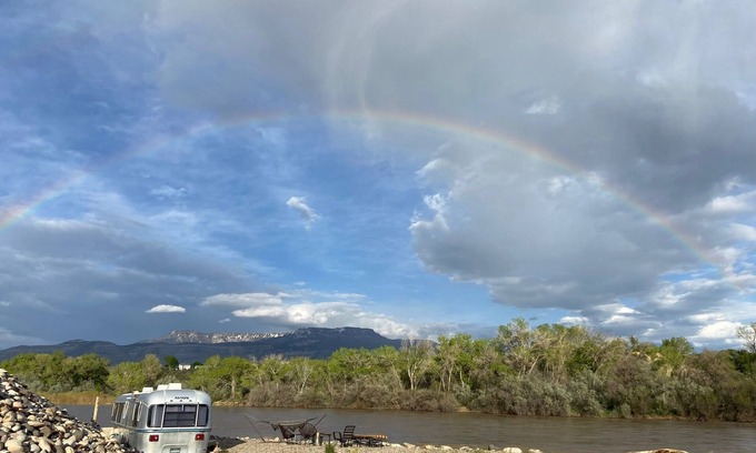 Mesa County House | Colorado River Glamping in middle of wine country