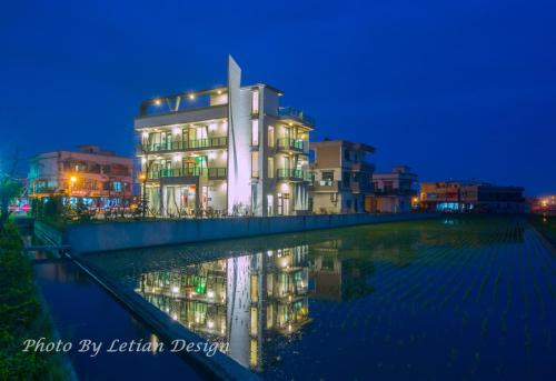 Zhuangwei House | Colorful Fish Cottage
