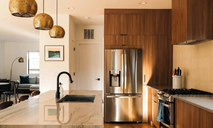 Sunnyside House | Colorful Sunnyside Escape - Walk to Dining & Parks