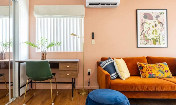 San Diego House | Colorful/Unique/Insta-worthy 1BD Guesthouse by Downtown San Diego