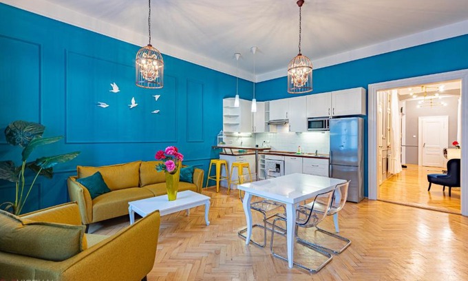 Nove Mesto Apartment | Colorful Wenceslas square apartment
