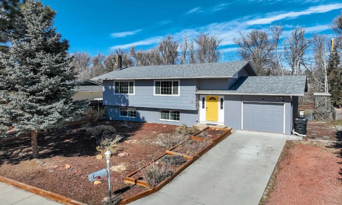 Security-Widefield House | Colors of Colorado Parks & Trails Dog-Friendly