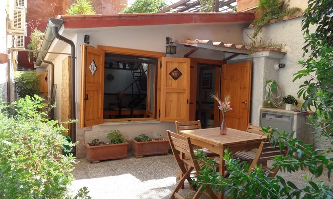 Repubblica Apartment | Colosseum Cottage at 500m to the Colosseum