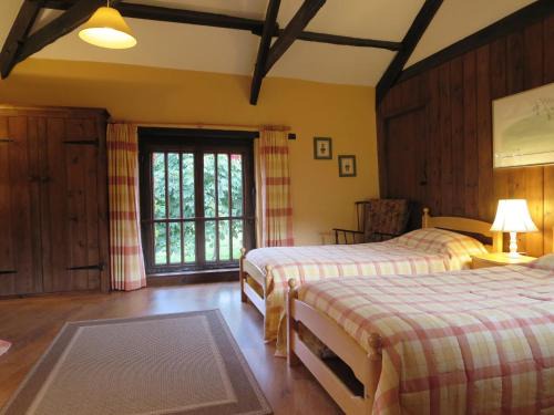 Crediton Bed & Breakfast | Combe Lancey Farmhouse B&B