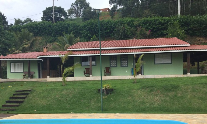 Piracaia House | Come enjoy nature, fresh air and peace with your family and friends.