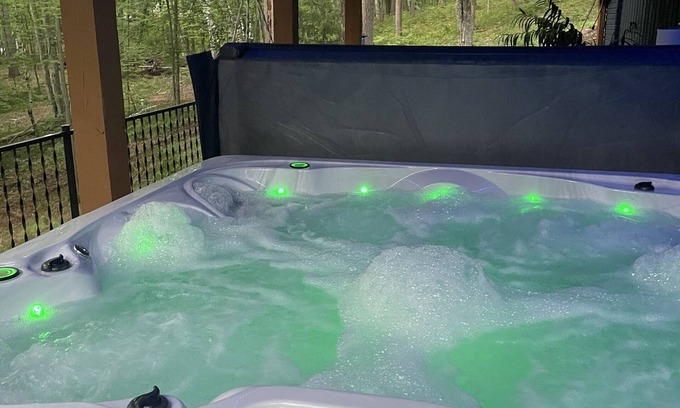 Danbury House | Come enjoy the best Wisconsin has to offer! Hot tub, sauna, pool, and new decor!
