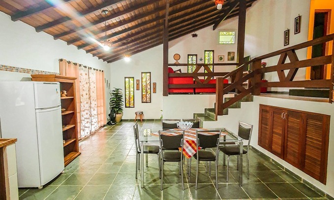 Praia da Fortaleza House | Come enjoy the nature of Praia Brava and Fortaleza in this delightful house.