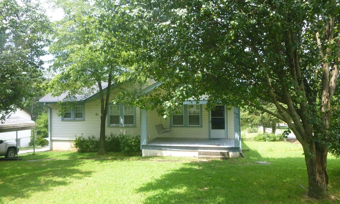 Walhalla House | Come explore the upstate from Walhalla, SC