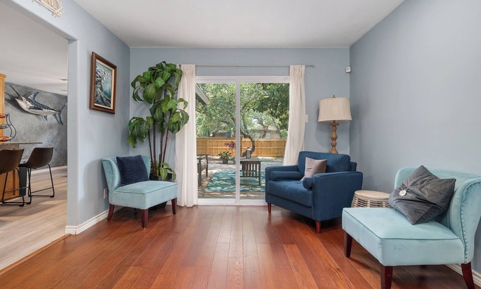 Aransas Pass House | Come, Relax, and Welcome to The Giggling Marlin!